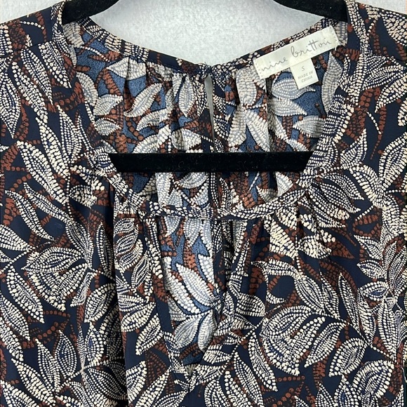 Nine Britton (Stitch Fix) Women’s Blouse Sz S Navy/Brown/Tan Polyester NWT - Picture 3 of 12